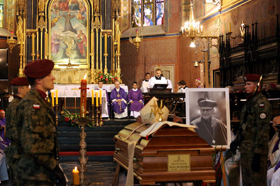 Msza święta pod przewodnictwem przewodniczącego KEP abp. Stanisława Gądeckiego w Bazylice św. Franciszka z Asyżu w Krakowie