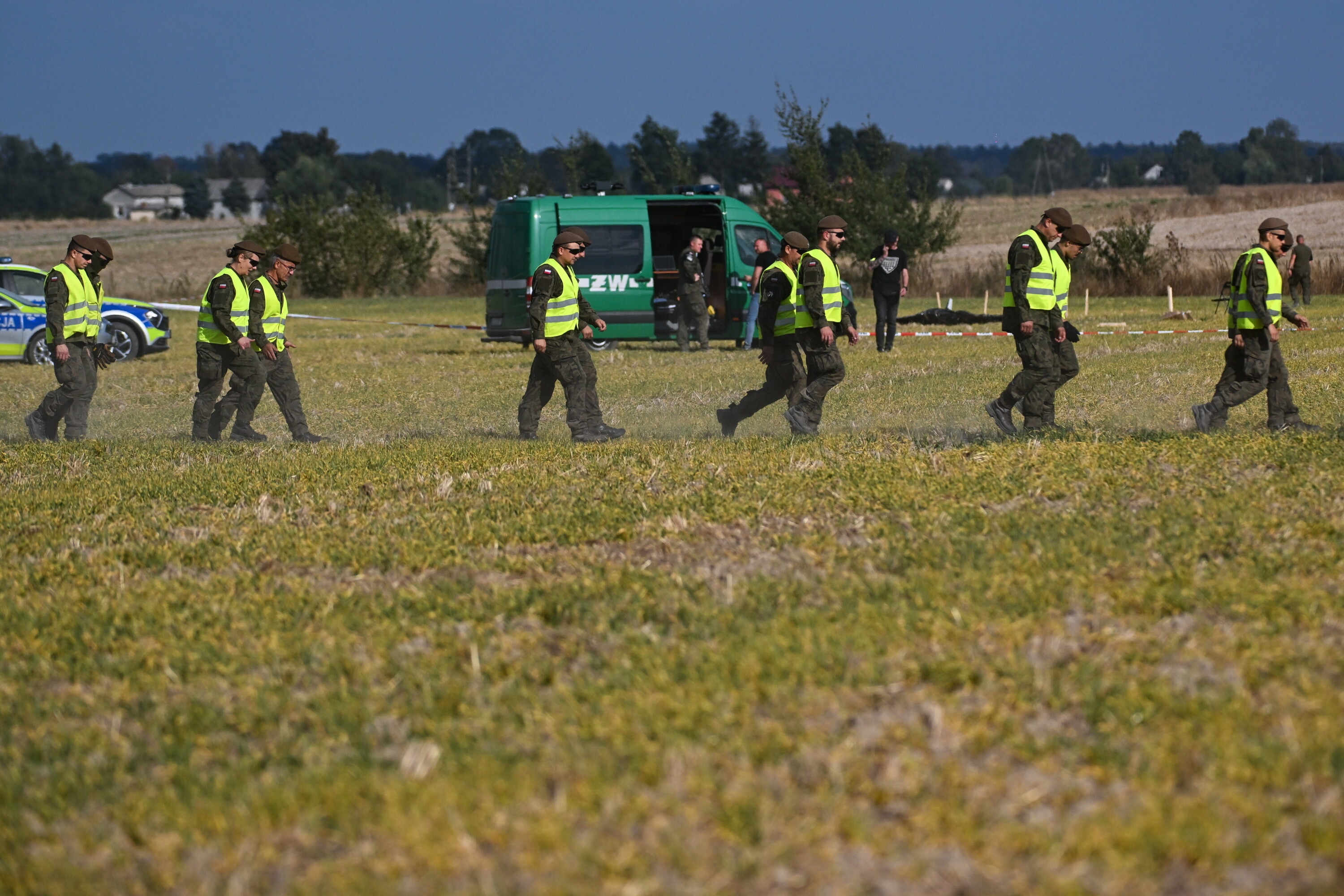 21 dronów naruszyło Polskę - armia zawiesza poszukiwania szczątków