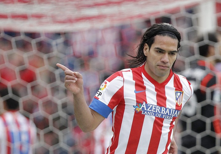 <b>6. Kolumbijski piłkarz Radamel Falcao z Atletico Madryt/AS Monaco</b> - jest wart <b>46,3 - 53,8 mln dol.</b>