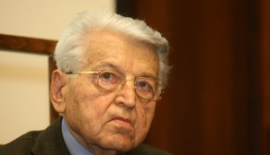 Dobrica Ćosić