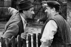 Zabawny QUIZ o filmie "Sami swoi". Pamiętasz losy Pawlaków i Kargulów?