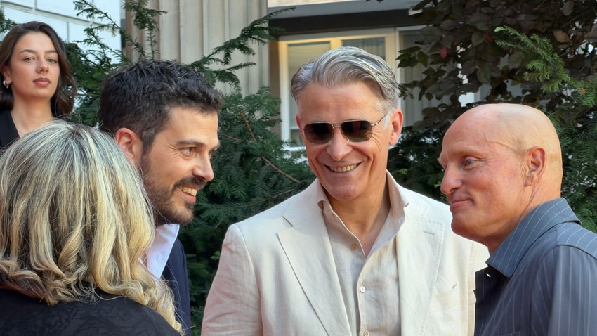 Goran Višnjić, Vudi Harelson (desno) i Jovan Marjanović, direktor Sarajevo film festivala (levo) | Foto: BBC/Slađan Tomić
