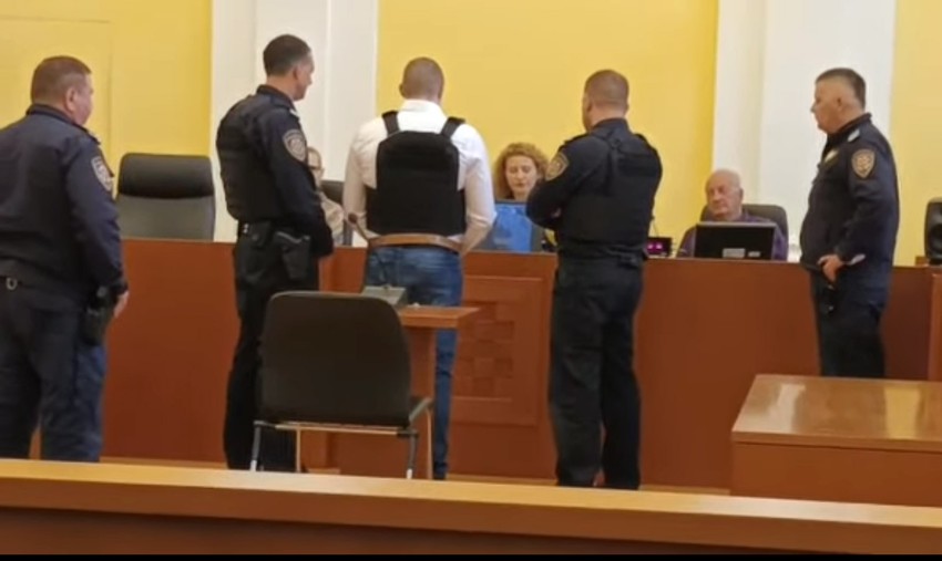 Duško Tanasković u sudnici