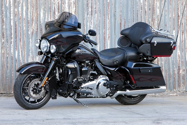 Harley-Davidson CVO Ultra Classic Electra Glide