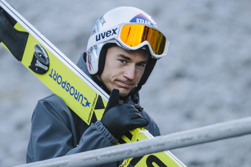 PŚ w Lillehammer: Kamil Stoch wygrywa kwalifikacje. Świetni Hula i Kot