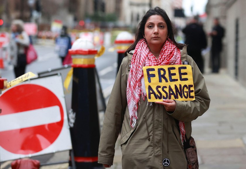 WikiLeaks founder Assange at the Old Bailey, the Central Criminal Court, in London