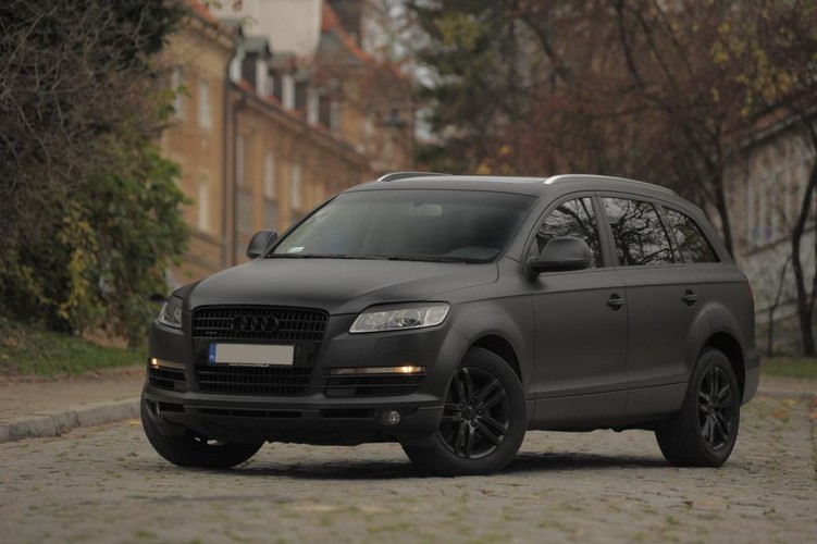 Doda sprzedaje Audi Q7