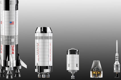 Lego zaprezentowało gigantyczny model rakiety Saturn V. Składa się z 1969 klocków