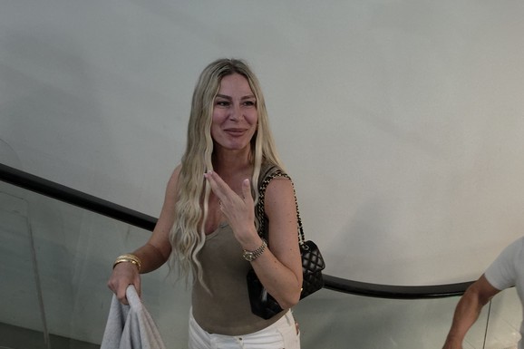 (VIDEO) VESNA ĐOGANI SA SINOM IMALA SAOBRAĆAJKU Đole bio na 