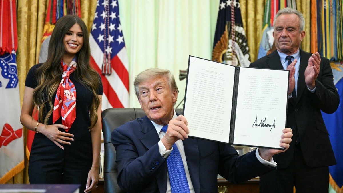 Devojka iz Donalda Trampa zaludela internet - otkriveno ko je ona