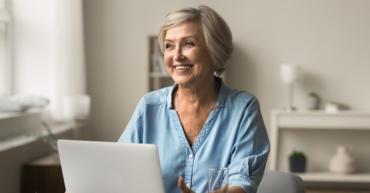 Więcej seniorów już nie musi płacić abonamentu RTV. Nastąpiła zmiana przepisów