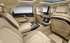 Nowa limuzyna dla prezydenta. Ma królewskie wyposażenie i trzy rzędy foteli. Pierwsze ZDJĘCIA