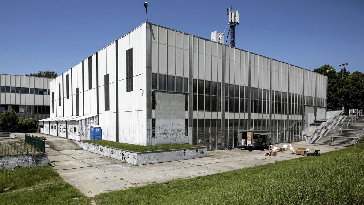 Nowohuckie Centrum Kultury (NCK) w Krakowie, w którym dobiega końca remont za pięć milionów zł, planuje kolejne modernizacje. W 2018 r. placówkę czeka rewitalizacja warta ok. siedem milionów zł.