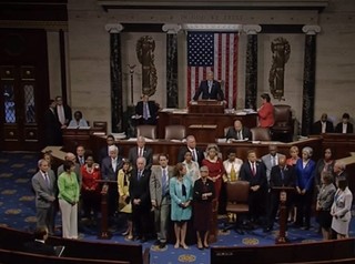 USA: Demokraci okupują Kongres chcąc wymusić ustawę o kontroli broni palnej