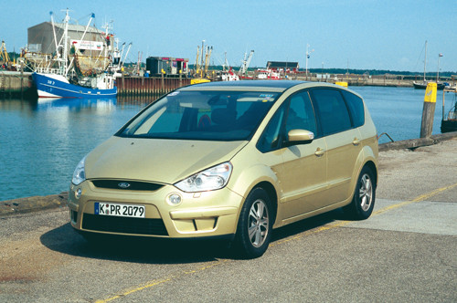 Ford S-Max 2.0 TDCI - Sportowy van na każdą okazję