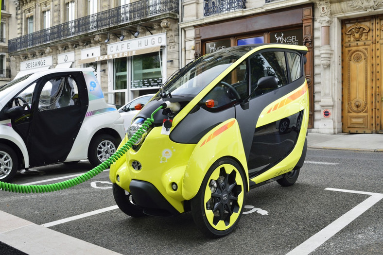 Car-sharing Toyoty w Grenoble - sposób na korki