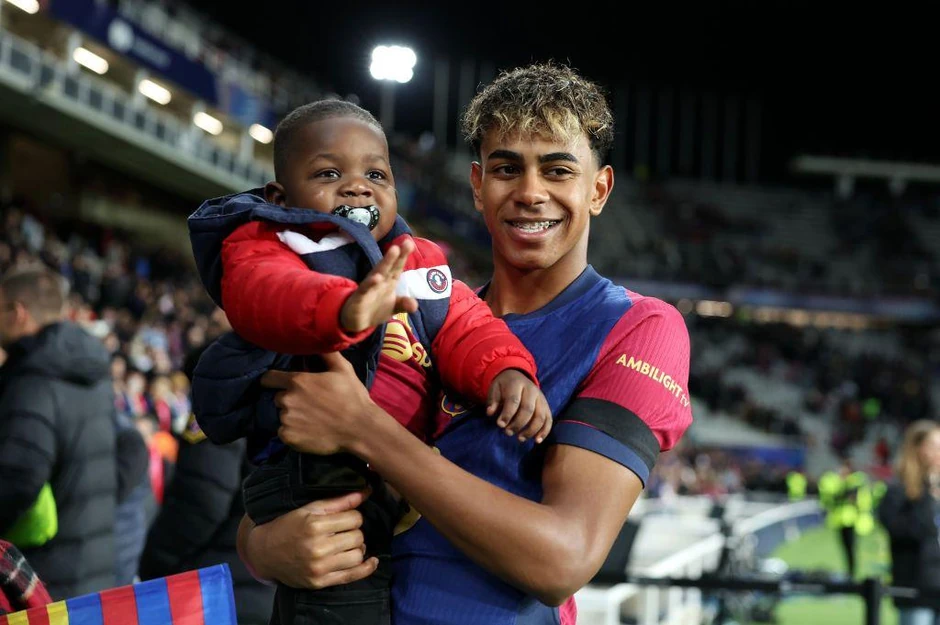 Gde je Lamin, tu je i Kejn | Foto: Florencia Tan Jun - UEFA / Getty Images
