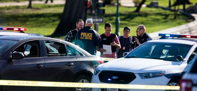 Incydent koło Kapitolu. Kobieta wjechała w radiowóz, policjanci oddali strzały