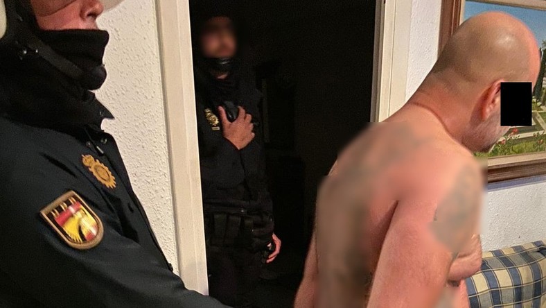 17-latek z 15-latkiem jest nielegalny