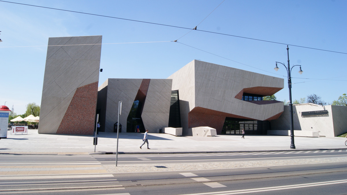Budynek Centrum Kulturalno-Kongresowego Jordanki został uznany za najlepszy obiekt architektoniczny zrealizowany na terytorium Rzeczpospolitej Polskiej w roku 2015. Nagrodę w Warszawie odebrali prezydent Torunia Michał Zaleski oraz architekt Fernando Menis.