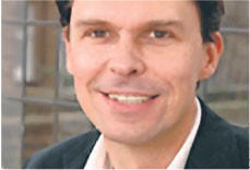 Simon Tilford Materiały prasowe