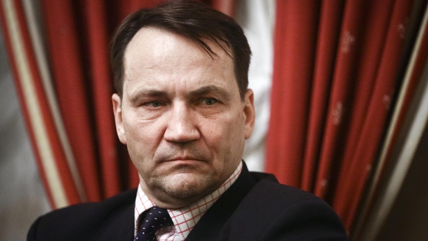 Radosław Sikorski o urzędniczce NIK: Przyjechała jakaś p..da