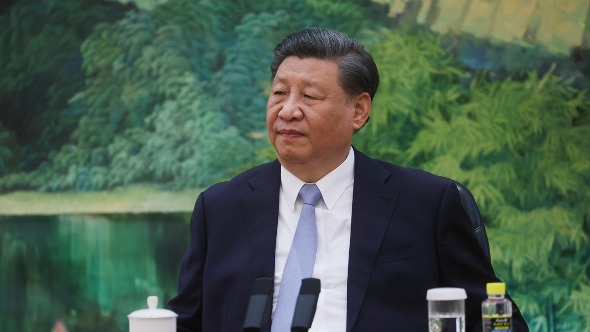 Chińska gospodarka się chwieje, a Xi Jinping przykręca polityczną śrubę