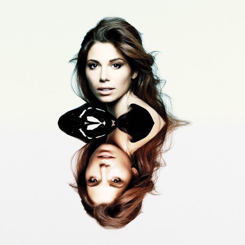 Christina Perri na okładce albumu 'Head or Heart'