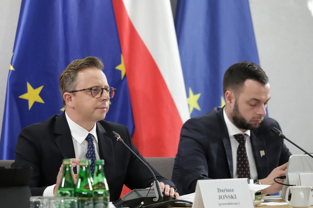 "Pierwsza w historii konfrontacja prokuratorów". Dariusz Joński reaguje na wykluczenie z komisji