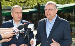 PO rezygnuje z Ujazdowskiego. Schetyna: Kandydata na prezydenta Wrocławia wskaże Nowoczesna