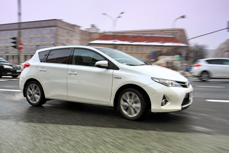 Czy warto kupować hybrydowe auto? Test Toyoty Auris Hybrid