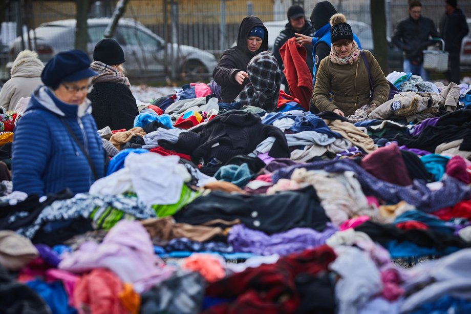 Na zdjęciu weekendowa giełda i bazar w Warszawie