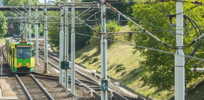 Awaria zasilania na PST. Po południu mniej tramwajów, w nocy wstrzymanie ruchu