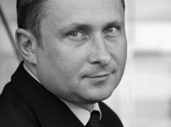 Służby specjalne - państwo w państwie