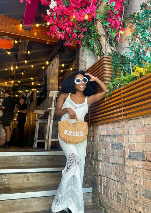 Desivá skúsenosť Laurinu presvedčila, aby vydala svoju knihu.