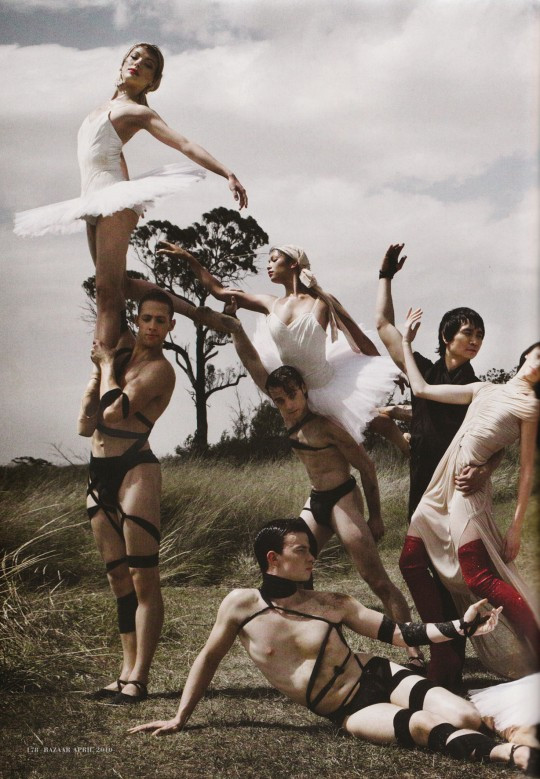 Baletowa sesja w australijskim Harper's Bazaar - Kwiecieć 2010