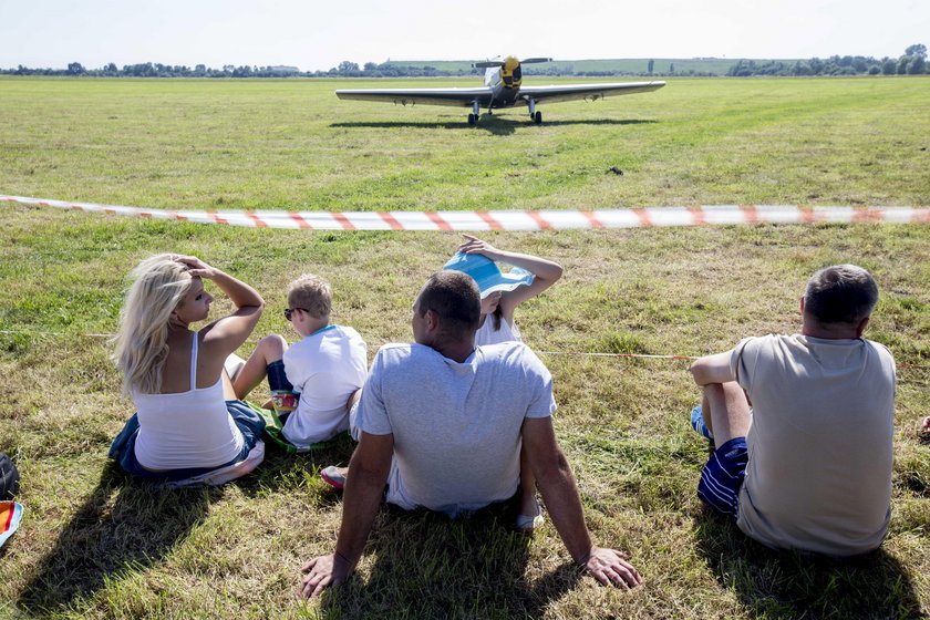 Gliwice. Piknik lotniczy z okazji stulecia lotniska 