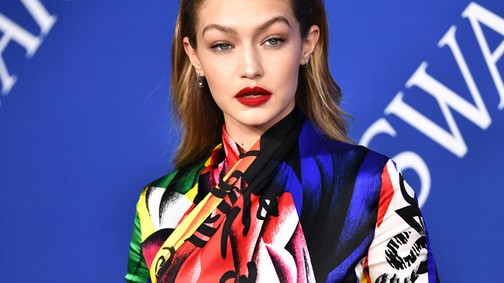 Gigi Hadid véletlenül országúti biciklisnek öltözött