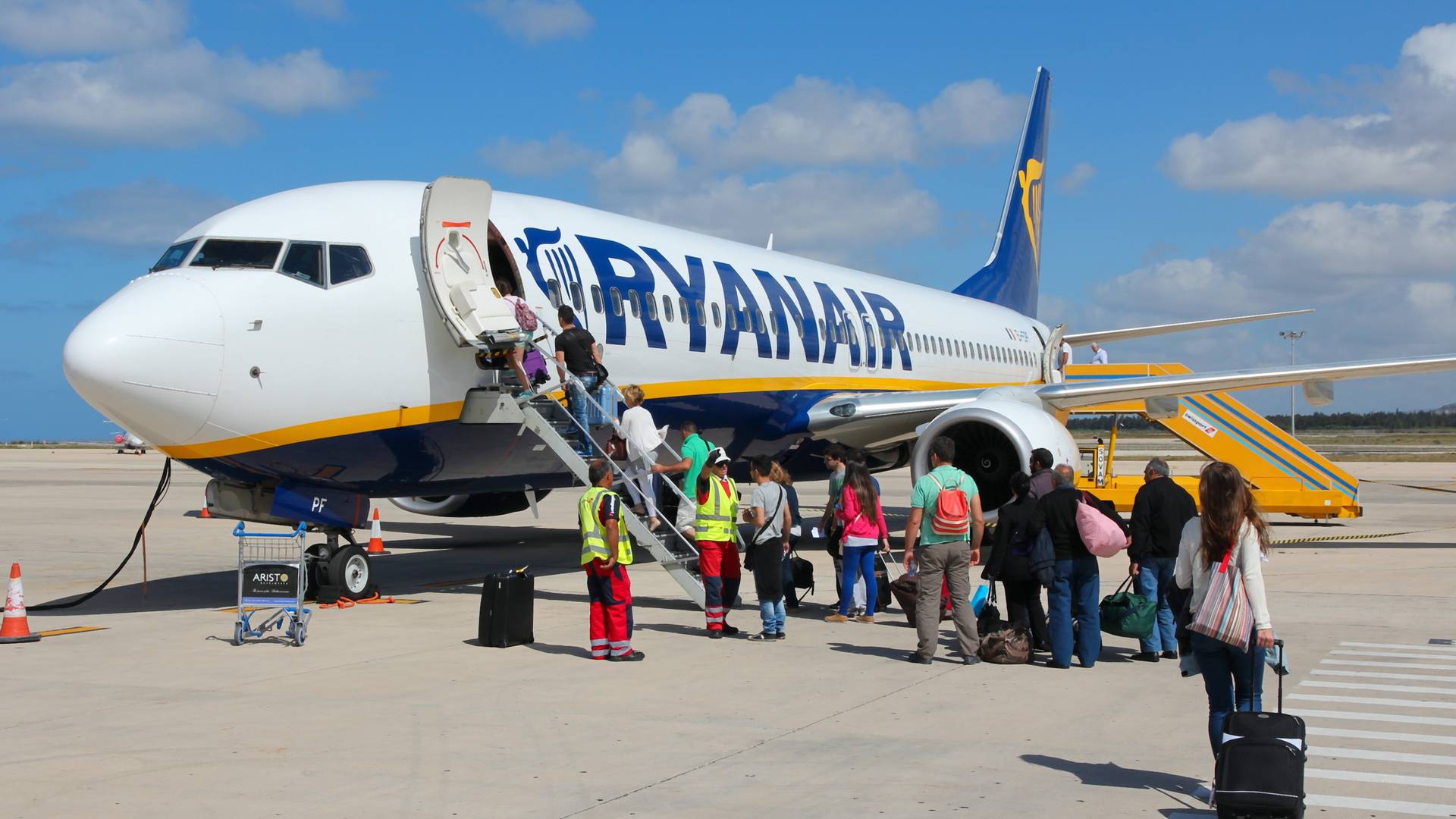 Koniec z darmowym bagażem podręcznym? Ryanair wprowadza dodatkowe opłaty