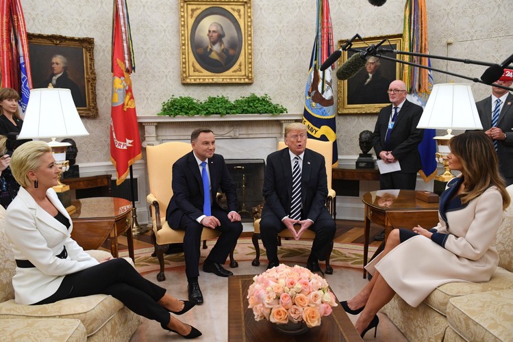 Agata Kornhauser-Duda i Andrzej Duda oraz Donald i Melania Trumpowie