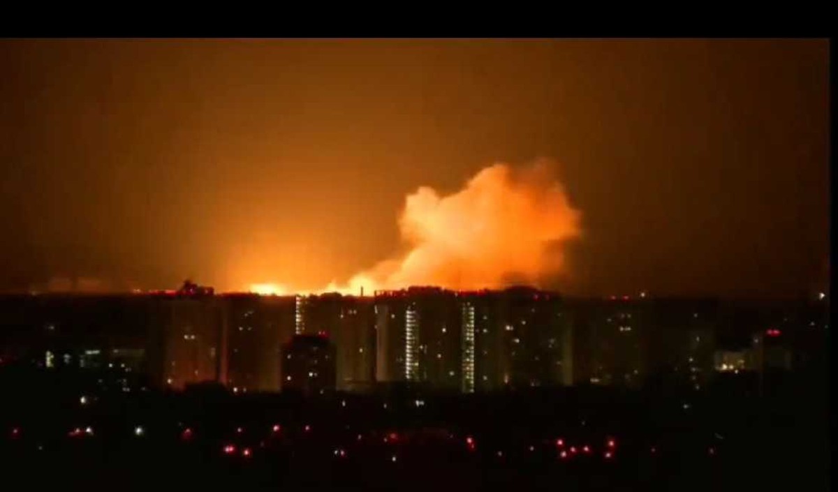 Uderzenie rakiety Iskander w Kijów