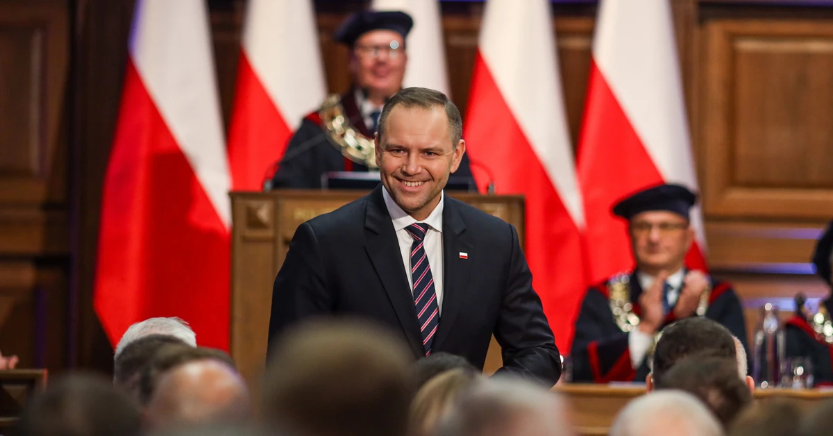 Prezydent Nawrocki przywrócił nauczycielom ten przywilej. Ale tylko na pół roku