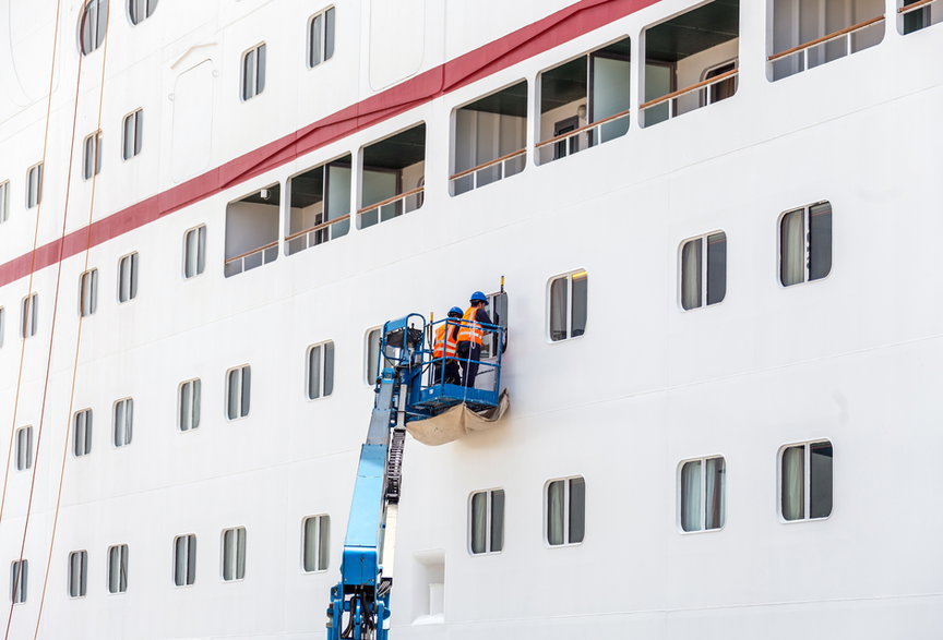Na statkach wycieczkowych do pracy potrzeba setek pracowników