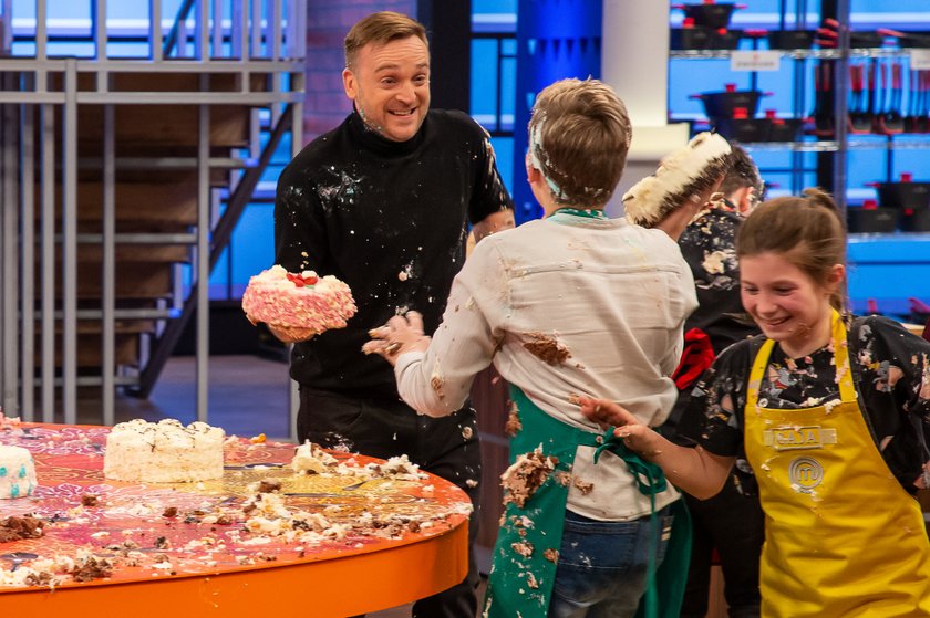 "MasterChef Junior" - Mateusz Gessler podczas bitwy na torty.