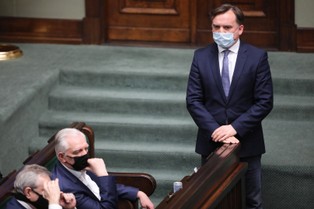 Czy Ziobro i Solidarna Polska powinni opuścić rząd? [SONDAŻ]