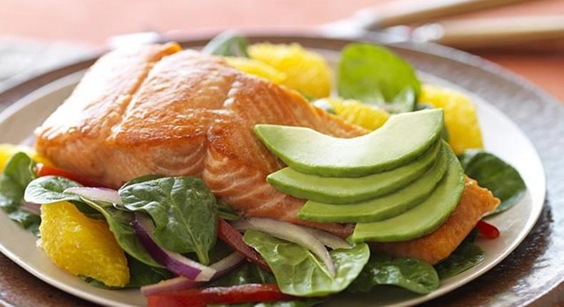 ___4298808___https:______static.pulse.com.gh___webservice___escenic___binary___4298808___2015___10___27___14___Spinach-Salad-with-Pan-Seared-Salmon-Oranges-Red-Onion-and-California-Avocado