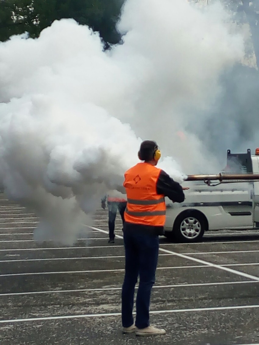 Zaprašivanje komarci