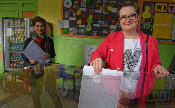 Komornik zabezpieczył jedno z kont Nowoczesnej. "Zbliżamy się do podpisania ugody"