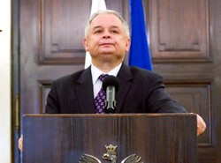 Polacy nie dają szans Kaczyńskiemu