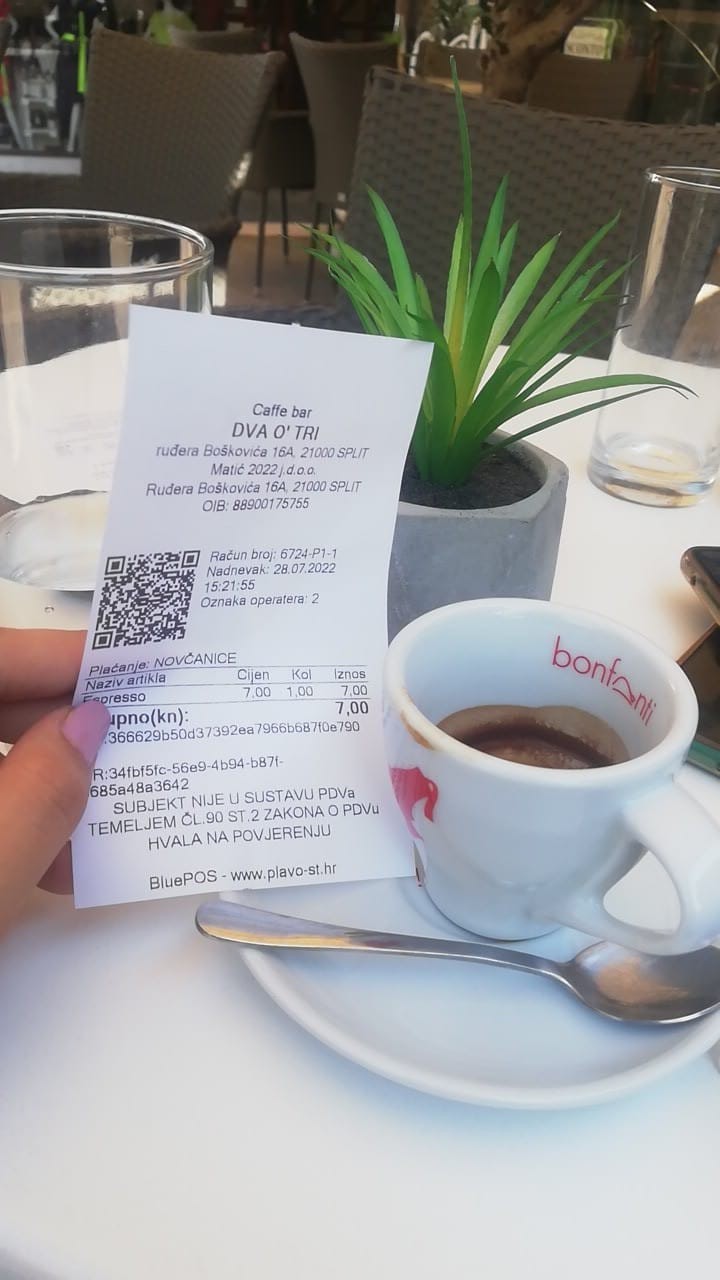 Žena platila ešte menej ako Teodor.